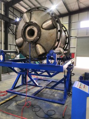 La máquina de moldeo por inyección perfecta para la fabricación de tanques de agua