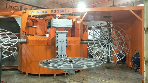 Equipo de moldeo rotativo de baja ruido y duradero para la producción de tanques de combustible para automóviles