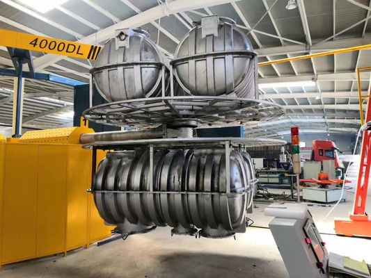Producción automática de tanques de agua Máquina de moldeo rotativo de varias estaciones Ahorro de energía